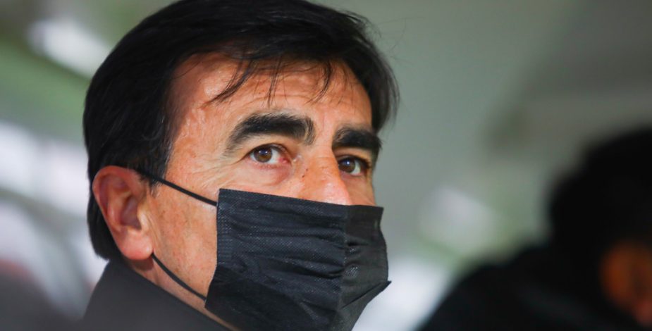 El diablo de Gustavo Quinteros: nunca ha derrotado a Ñublense como DT de Colo Colo