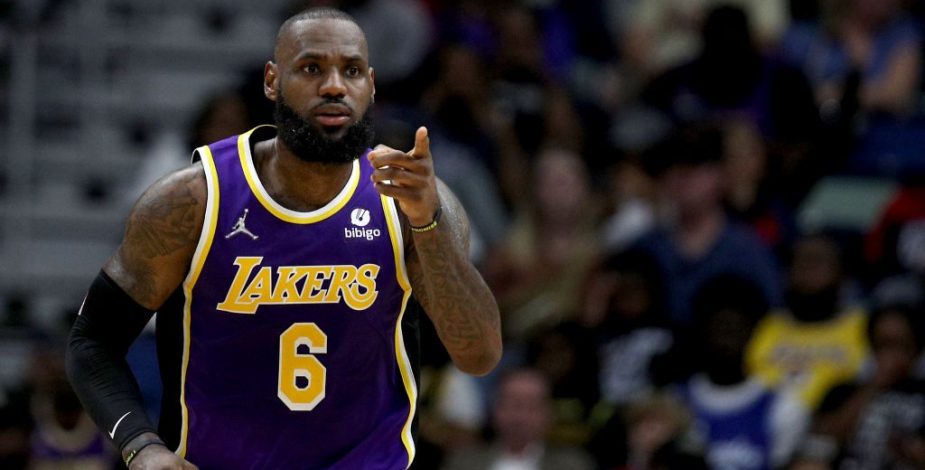 Lebron James, El Rey de la NBA - Los #Lakers presentan sus nuevos