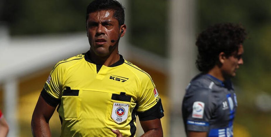 Nicolás Gamboa fue designado para dirigir el clásico universitario por los cuartos de final de la Copa Chile