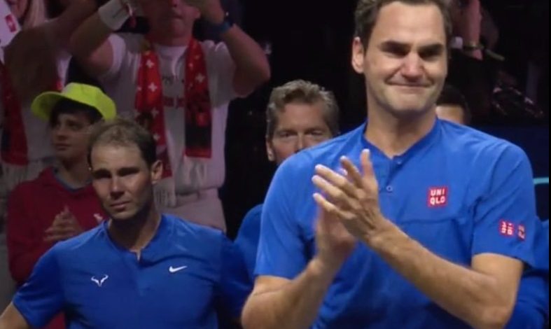 La leyenda viviente Roger Federer dijo adiós al tenis con una inesperada derrota en dobles junto a Rafael Nadal
