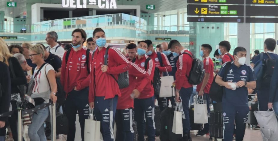 La Roja ya está en Austria para jugar ante Qatar sin Guillermo Maripán
