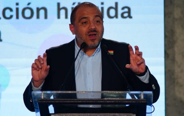 Ministro de Educación y fin a la mascarilla: “Va a fortalecer la vinculación y el tipo de interacción de los profesores con los estudiantes”