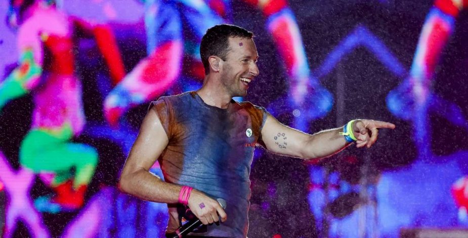 Lightsticks y una canción chilena: Estas son algunas de las sorpresas de Coldplay en Chile