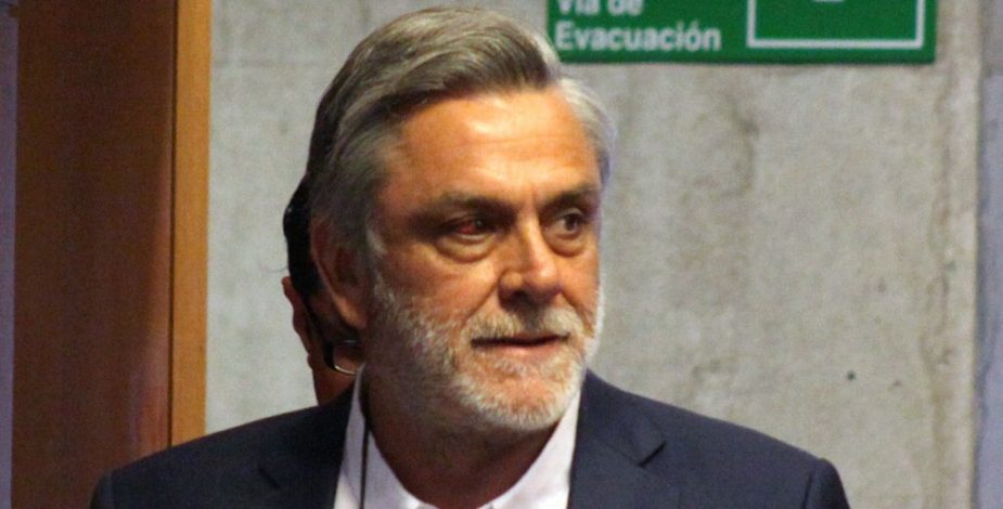 El espaldarazo de Pablo Longueira a Amarillos por Chile: “Son un aire de renovación”