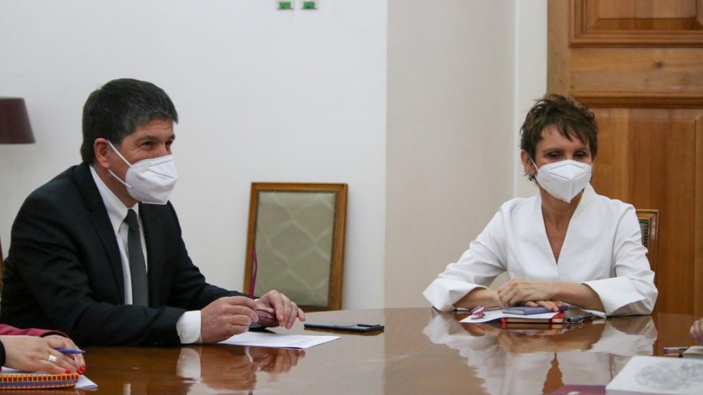 Ministra Carolina Tohá adelanta viaje y visitará este viernes a la región de La Araucanía