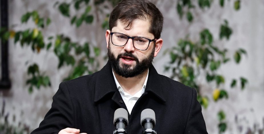 Presidente Boric por hackeo de correos al Estado Mayor Conjunto: “Me parece correcto que el general Paiva haya asumido su responsabilidad”