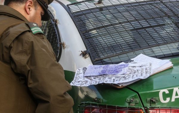 Fiscalización termina con persecución policial en Santiago: hay cuatro detenidos