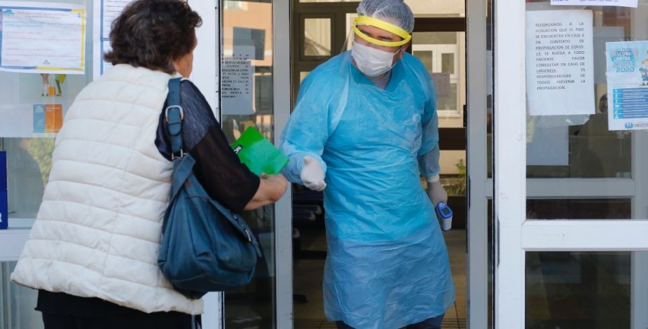 Director de Fonasa y aumento de presupuesto en $100 per cápita para la salud primaria: “La ministra dijo que hay apertura para discutir eso”