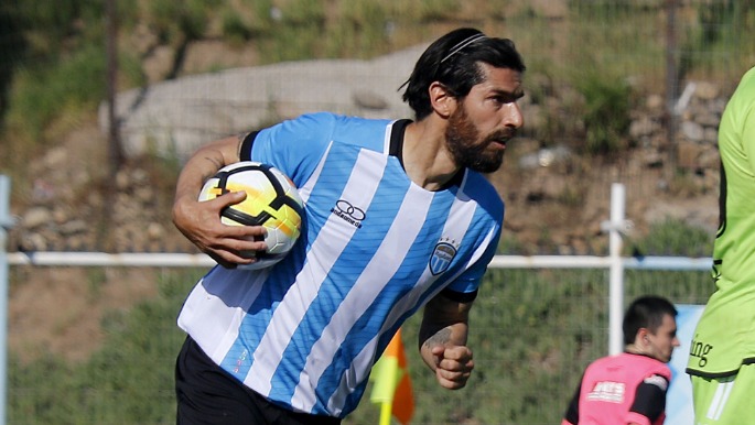 Sebastián Abreu, desde el Mundial de Qatar, aplaude a Magallanes: “Es un club que trabaja serio y eso se demuestra en cancha”
