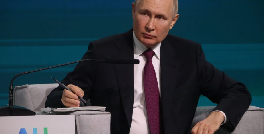 Rusia: Putin avisa consecuencias por límite contra su petróleo