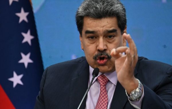 Venezuela: Maduro pide a EEUU levantar todas las sanciones