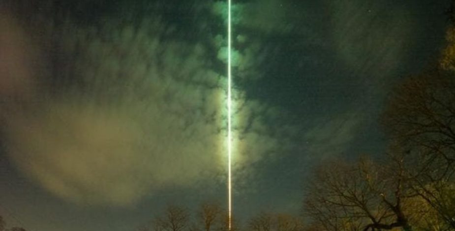 Captan una bola de fuego verde pasando por Estados Unidos y estrellándose en Canadá