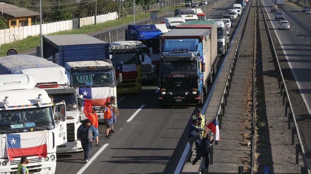 Delegada presidencial Metropolitana por movilización de camioneros: "Han mostrado nula disposición a dialogar"