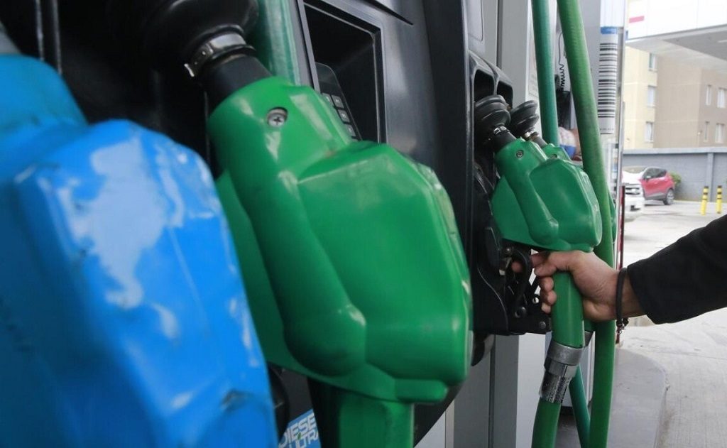 Precio de las bencinas en Chile: desde este jueves 8 de diciembre las gasolinas de 93 y 97 octanos bajarán en $9,9 por litro