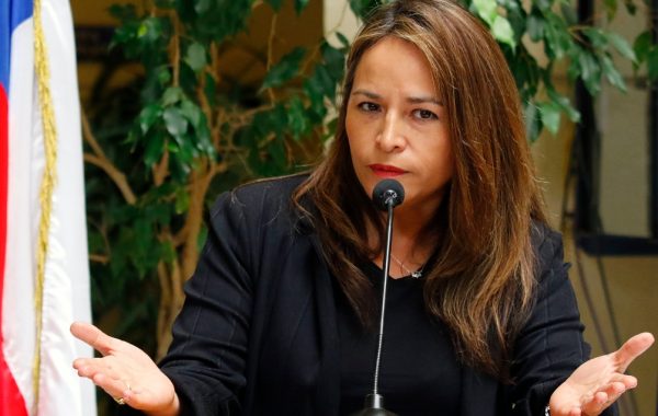 "Fue secuestrada por la izquierda": Joanna Pérez revela motivos de su renuncia a la DC
