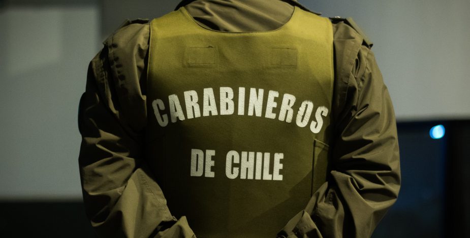 Funcionarios del GOPE detienen a tres carabineros por cohecho e infracción a Ley de control de armas