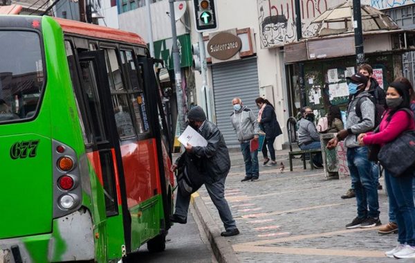 Ministro de Transporte y la licitación de nuevos buses para Valparaíso: "No pretendemos hacer esto desde Santiago"