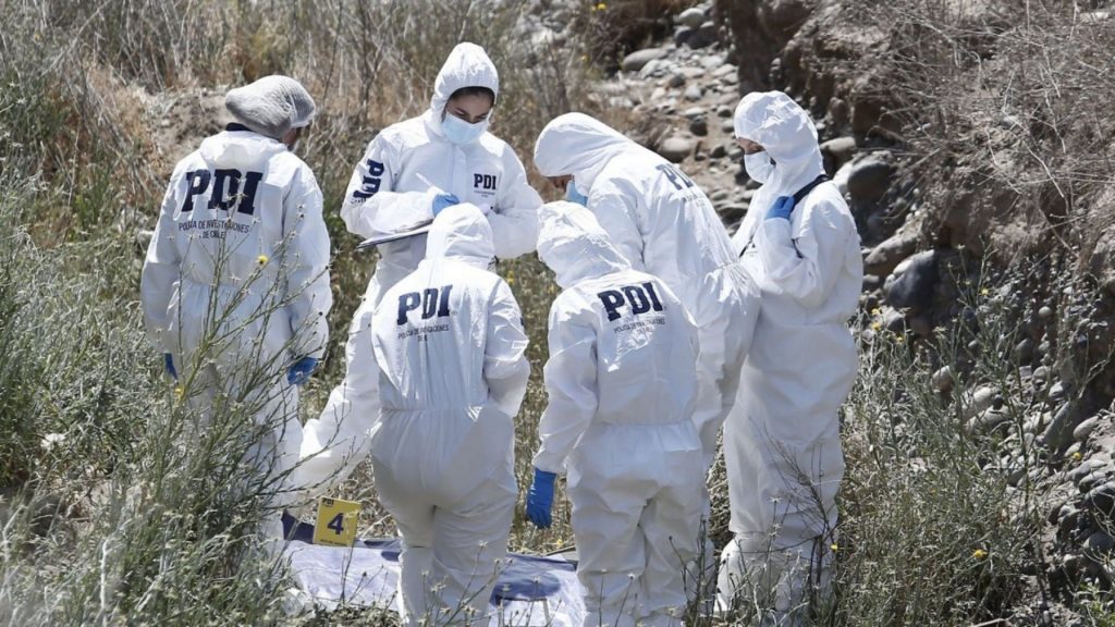 Iquique: PDI confirma identidad de uno de los cuerpos calcinados encontrados en Playa Blanca