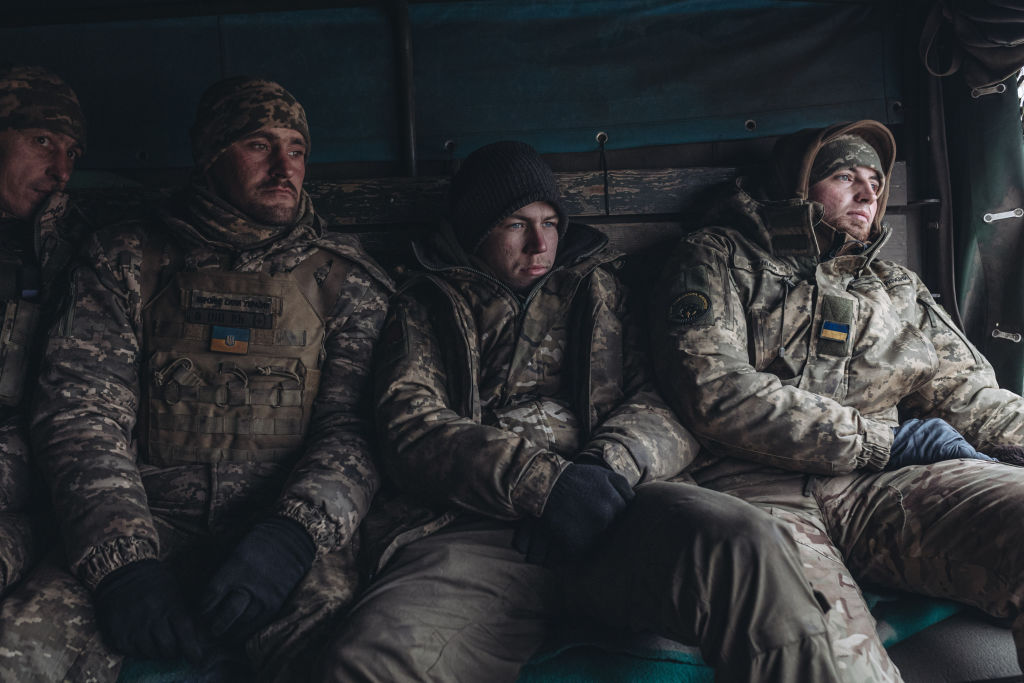 Soldados de Ucrania en el frente de batalla en la región del Donetsk