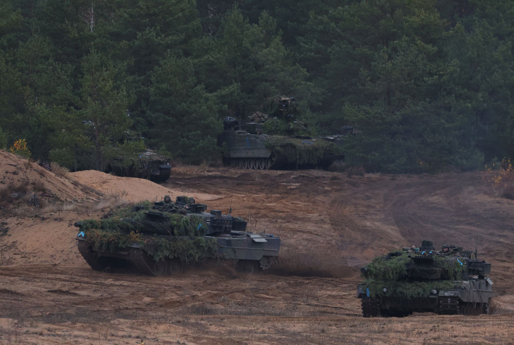 Tanques Leopard 2 son parte de un ejercicio militar de la OTAN en Lituania