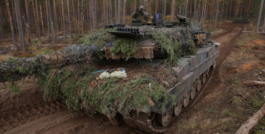 Alemania disponible a entregar tanques Leopard a Ucrania