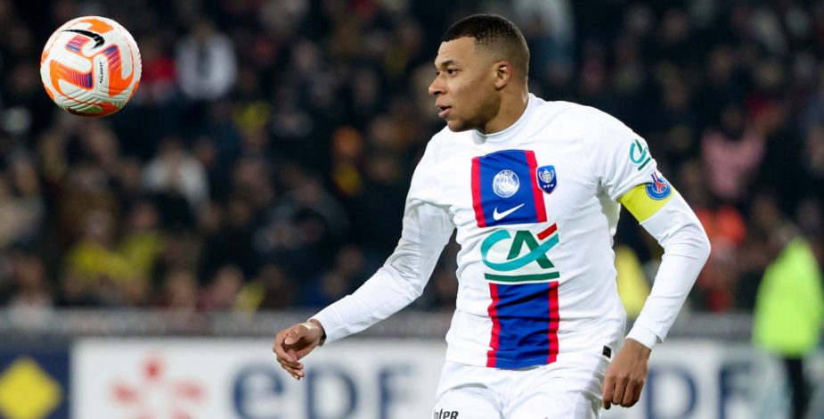 Nuevo lío en el camarín del PSG: Mbappé desata la polémica tras portar la jineta de capitán en la Copa de Francia