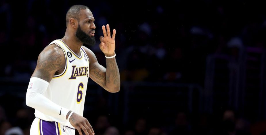 LeBron James - Los Angeles Lakers Small Forward - ESPN