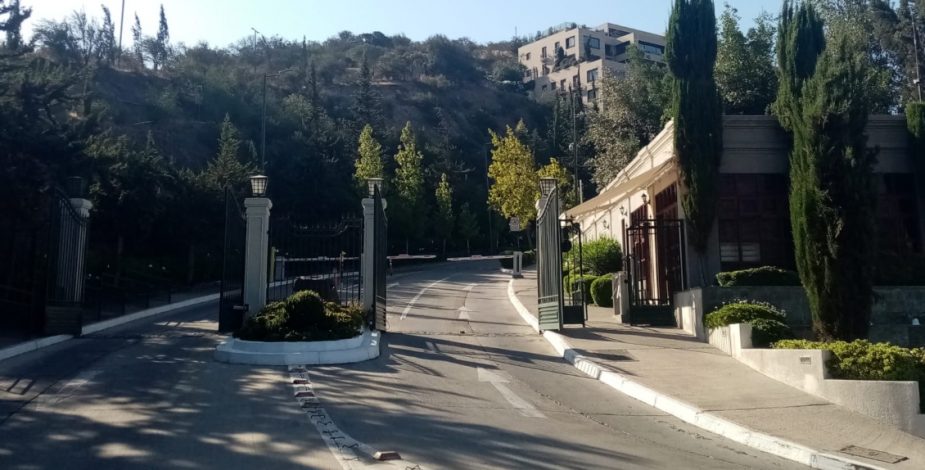 Caso Joyas: Allanan casa de Tonka Tomicic en medio de investigación contra su esposo Marco Antonio López