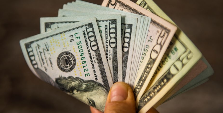Dólar en Chile: divisa cierra sin grandes variaciones sobre los $800