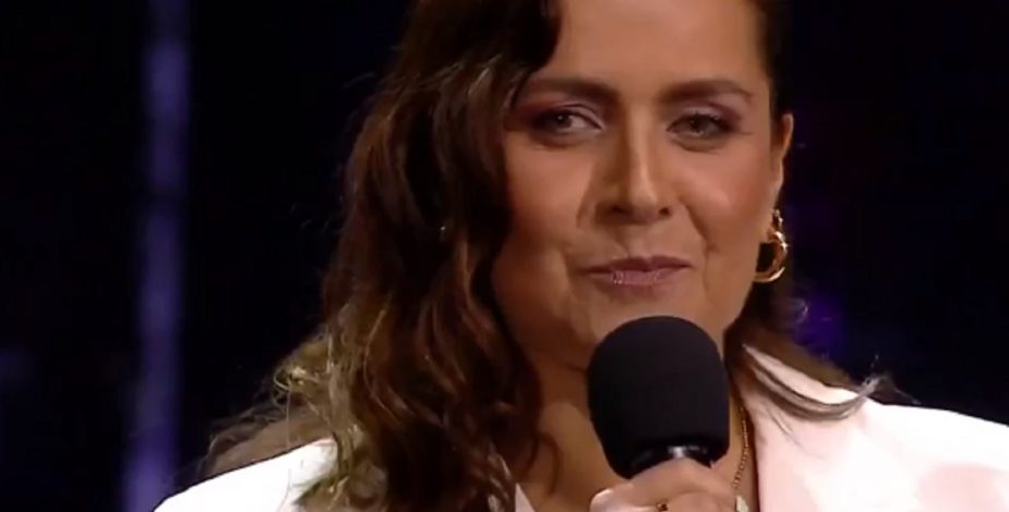“Yo no vine a gustar, vine a incomodar”: Natalia Valdebenito y su comentada rutina sobre Bolocco y Nicolás López en los Premios Caleuche