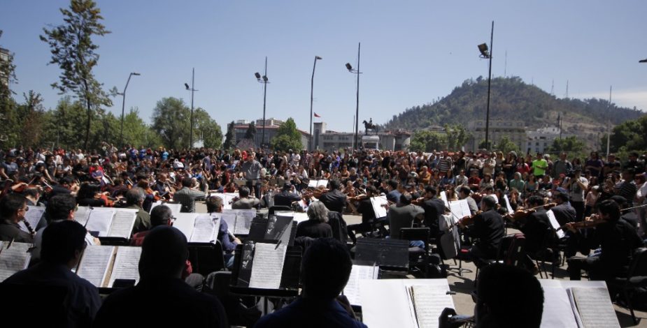 Orquesta Sinfónica Nacional de Chile se presentará de forma gratuita en plena Plaza Italia este jueves