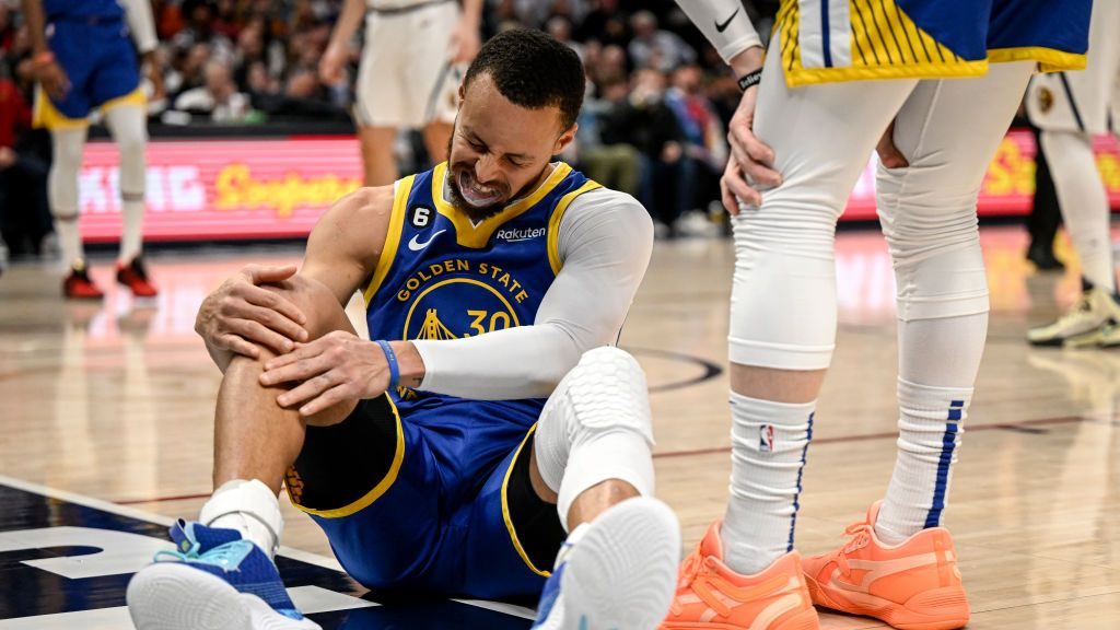 NBA: Stephen Curry es baja por tiempo indefinido tras lesión