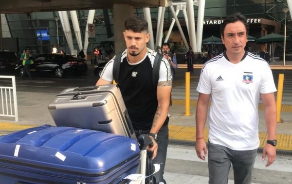 Matías de los Santos aterriza en Chile para ser nuevo defensa albo: "Colo Colo es un grande a nivel nacional e internacional"