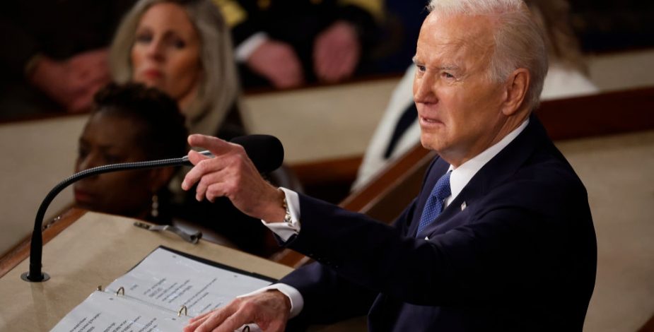 Joe Biden busca terminar con la norma sanitaria Título 42 que permite expulsiones en la frontera
