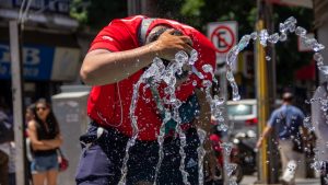 Se esperan hasta 42°: declaran Alerta Temprana Preventiva por ola de calor en zona centro-sur del país