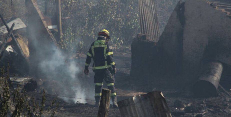 Ministra (s) de Vivienda anuncia trabajo en torno a las viviendas dañadas en incendios forestales