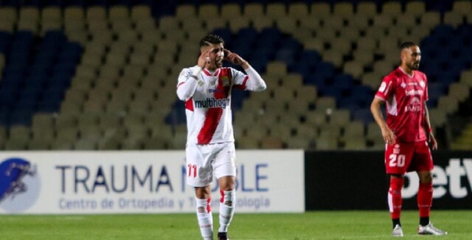 Curicó Unido respira en el Campeonato Nacional tumbando a Ñublense en Chillán