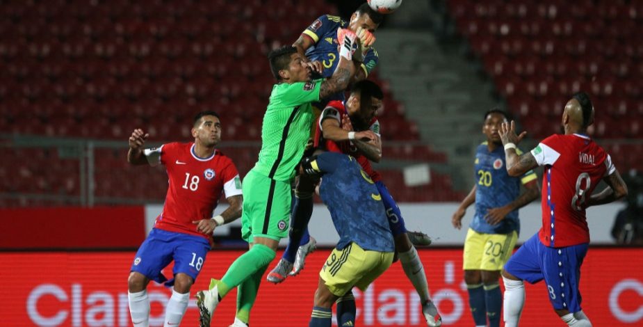 Berizzo cita a dos jugadores de Colo Colo para el amistoso de La Roja ante Paraguay