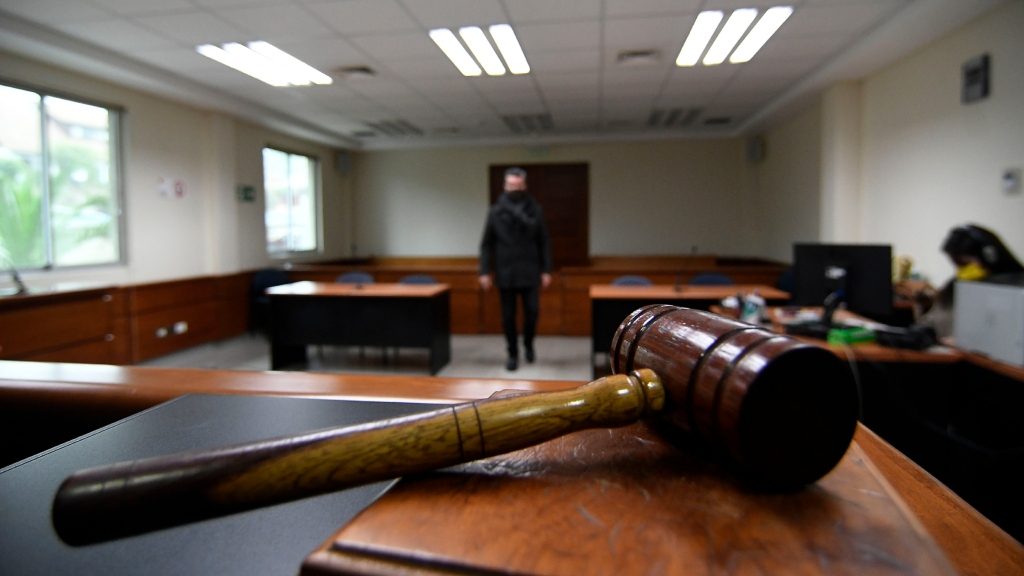 Pastor evangélico fue condenado a cárcel por abusos sexuales a dos adolescentes en Quirihue