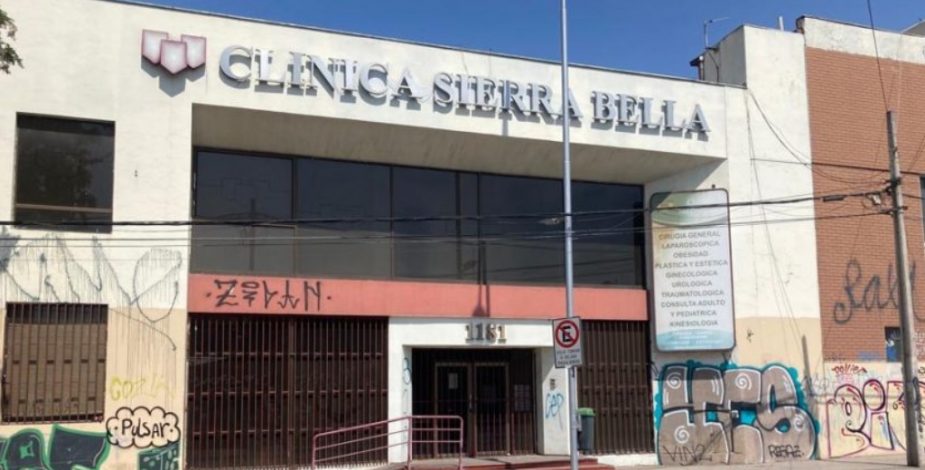 Caso exclínica Sierra Bella: Ordenan incautación de vale vista utilizado por la Municipalidad de Santiago para adquisición del inmueble