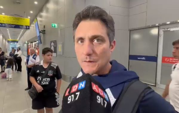 DT de Paraguay llega a Chile y advierte: "Berizzo nos conoce bien, pero yo conozco mucho a Sánchez, Vidal y Medel"