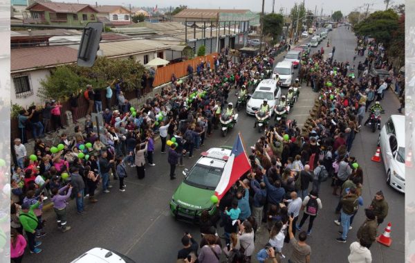 Valparaíso despide a carabinera asesinada en Quilpué con masivo cortejo fúnebre