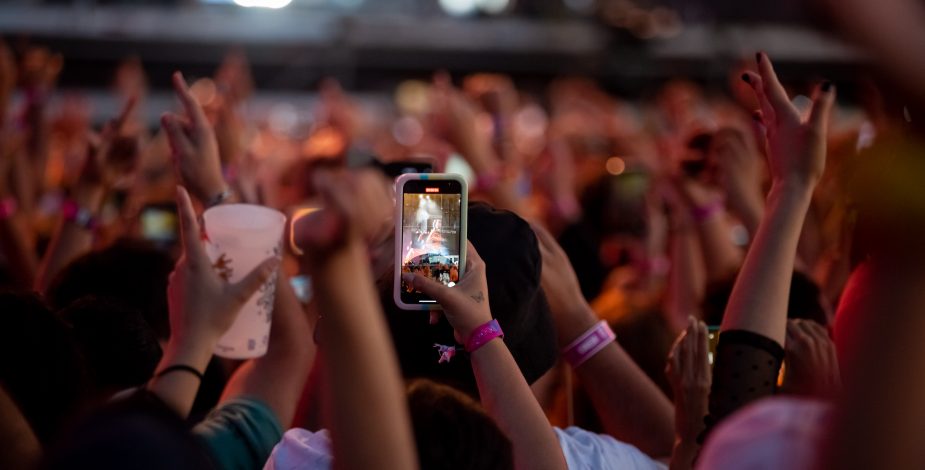 ¿Se te perdió algo?: Lollapalooza lanza página de Lost & Found con objetos encontrados en el festival