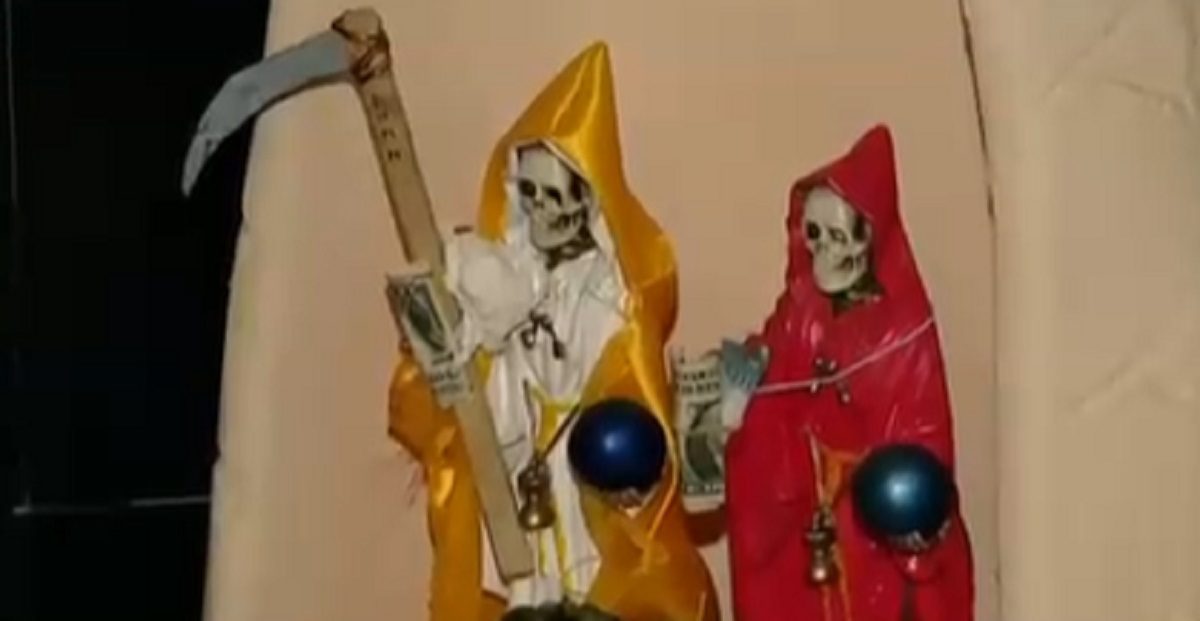 Compartir 74+ imagen que dia se festeja a la santa muerte Thptletrongtan.edu.vn
