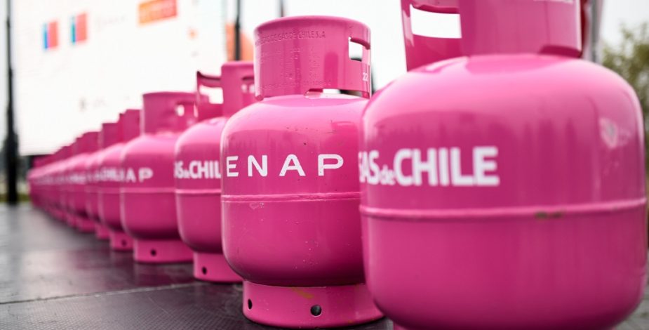 Lanzan Plan “Gas de Chile”, enfocado en disminuir el costo de los galones de 15 kilos