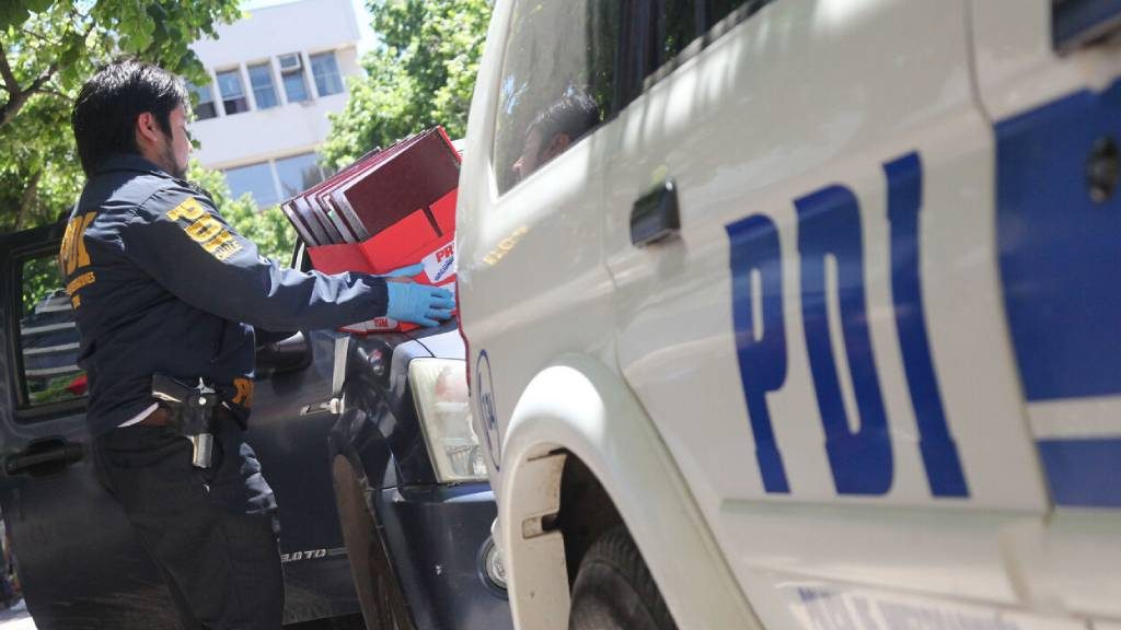 Pudahuel: sujetos roban más de $400 millones en celulares desde bodega