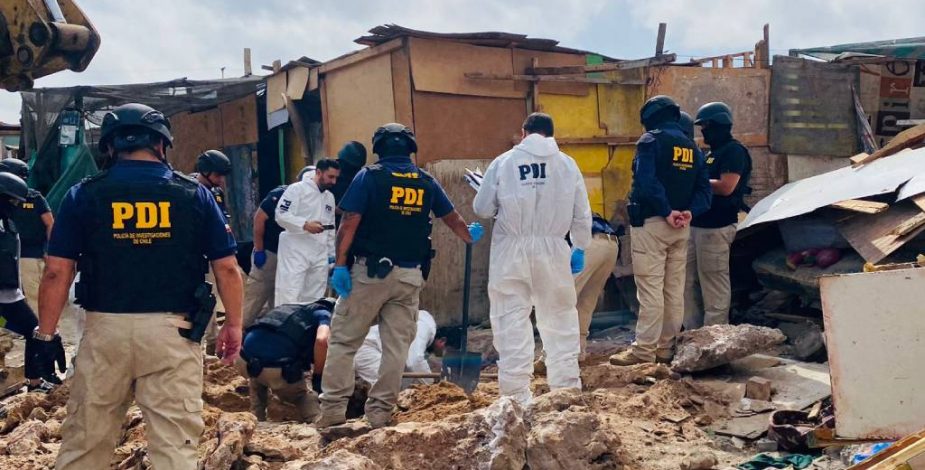 Macabro hallazgo: restos humanos de dos víctimas de homicidio descubiertos en Arica
