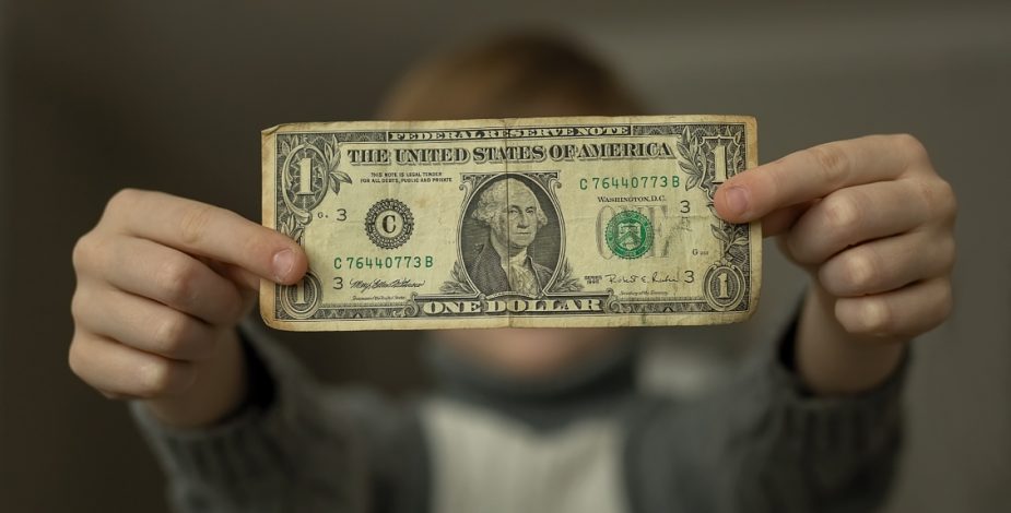 Dólar en Chile: la divisa abre a la baja y desciende de los $800