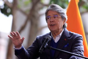 Presidente de Ecuador descarta ir a la reelección en agosto