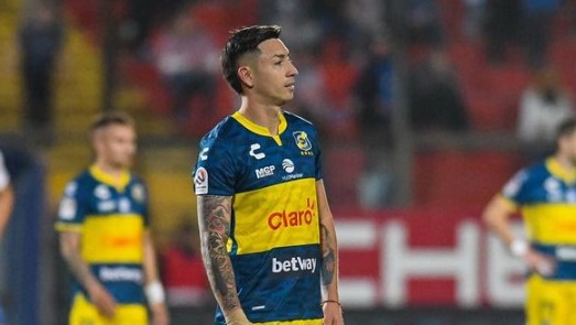 Echemanía? Dos equipos mexicanos se pelean a Rodrigo Echeverría tras su  salida de Everton – En Cancha